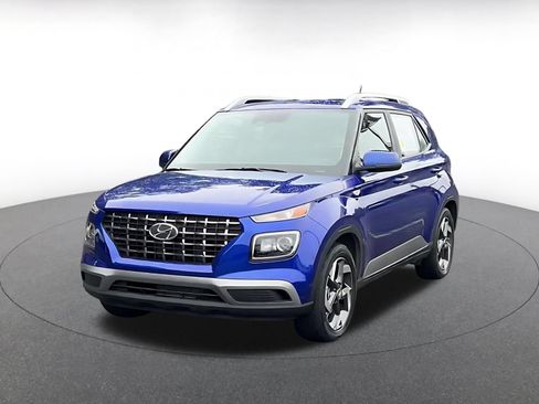 Used 2026 Hyundai Venue SEL FWD image 7