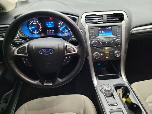 Used 2018 Ford Fusion S FWD image 22