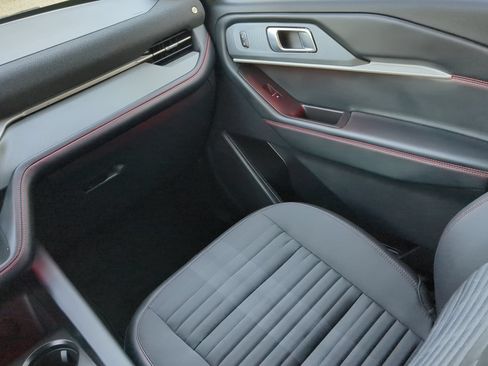 Used 2026 Ford Explorer ST-Line w/ ST-Line Street Pack RWD image 54