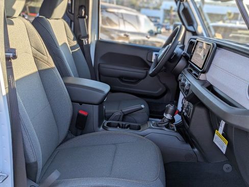 New 2026 Jeep Gladiator Sport image 19