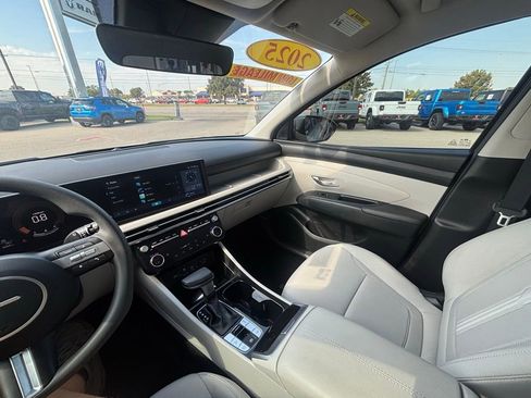 Used 2025 Hyundai Tucson SEL image 16