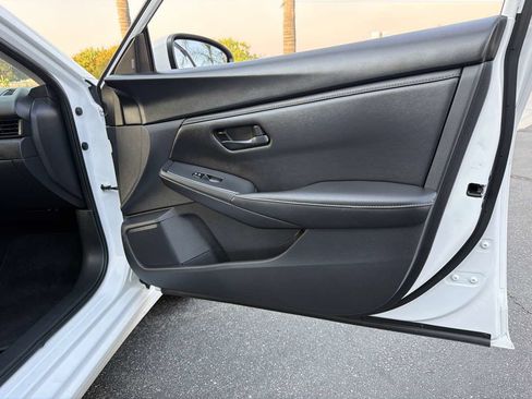 Used 2024 Nissan Sentra S FWD image 21
