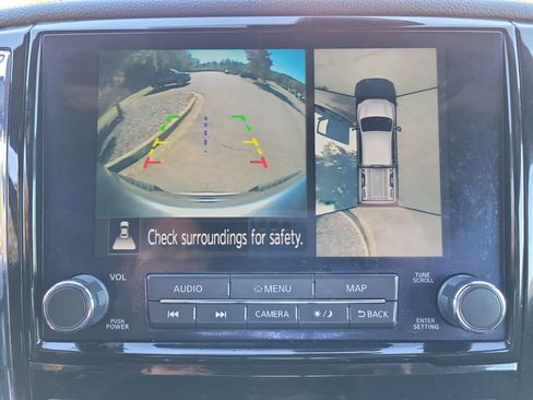 Used 2023 Nissan Titan Platinum Reserve w/ Moonroof Package image 11