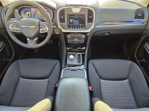 Certified 2023 Chrysler 300 Touring image 16