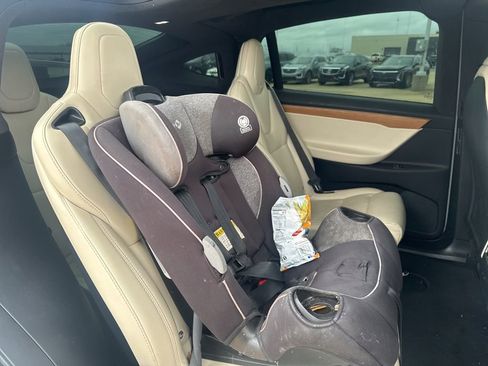 Used 2020 Tesla Model X Long Range image 8