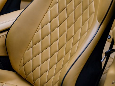 Used 2016 Ferrari California T image 45