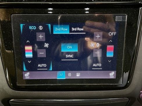 Used 2025 Cadillac Escalade IQ Sport 2 AWD/4WD image 28