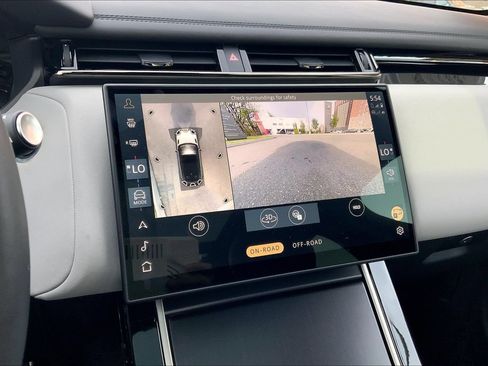 Certified 2026 Land Rover Range Rover Velar Dynamic SE AWD/4WD image 26