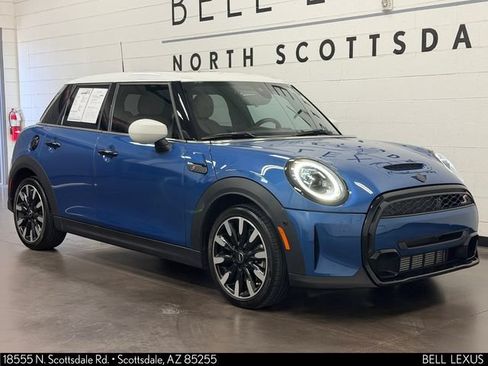 Used 2024 MINI Cooper S FWD image 2