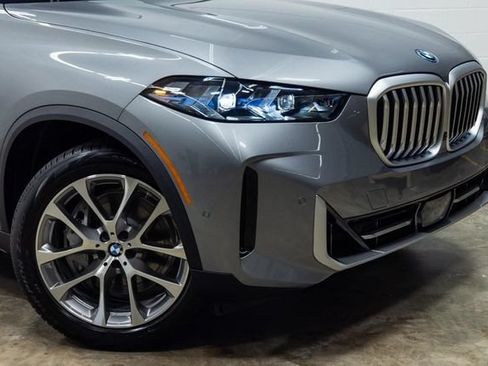 Used 2026 BMW X5 xDrive50e w/ Climate Comfort Package AWD/4WD image 7