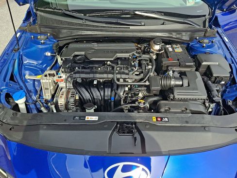 Certified 2024 Hyundai Elantra SE image 28