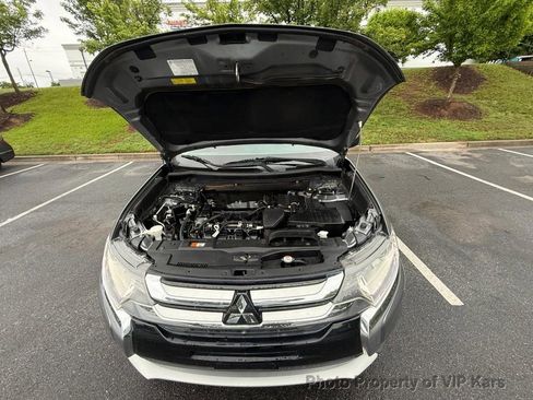 Used 2017 Mitsubishi Outlander ES FWD image 22