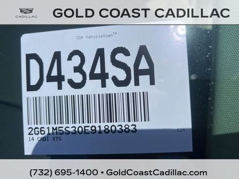Used 2014 Cadillac XTS Luxury w/ Driver Awareness Package FWD image 24