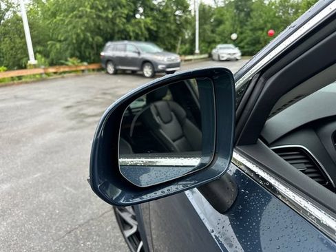 Used 2023 Volvo XC90 B6 Plus w/ Protection Package Premier AWD/4WD image 17
