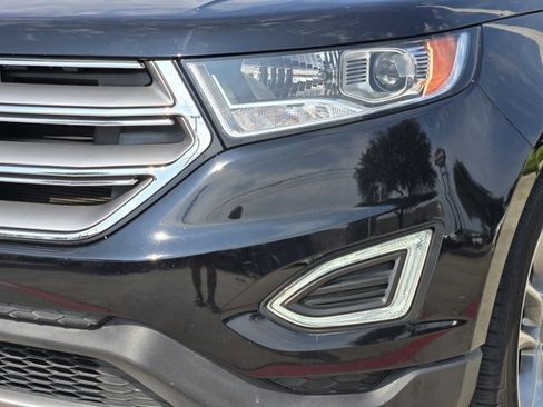 Used 2018 Ford Edge Titanium w/ Equipment Group 301A image 9
