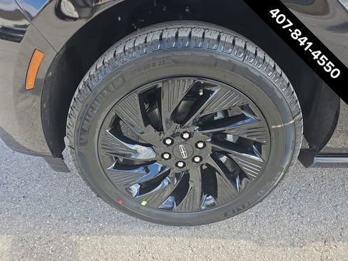 New 2026 Lincoln Navigator Reserve image 9