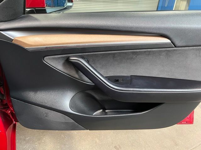 Used 2023 Tesla Model 3 Standard Range RWD image 11