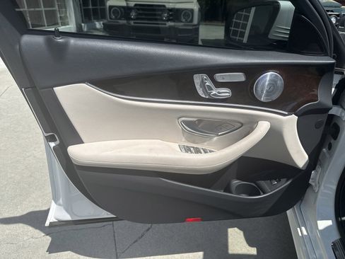 Used 2021 Mercedes-Benz E 350 4MATIC Sedan image 15