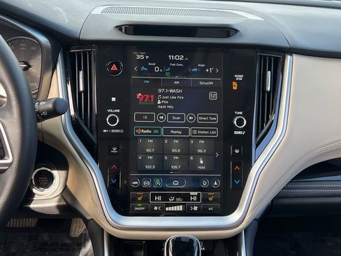 Certified 2025 Subaru Outback Limited image 25