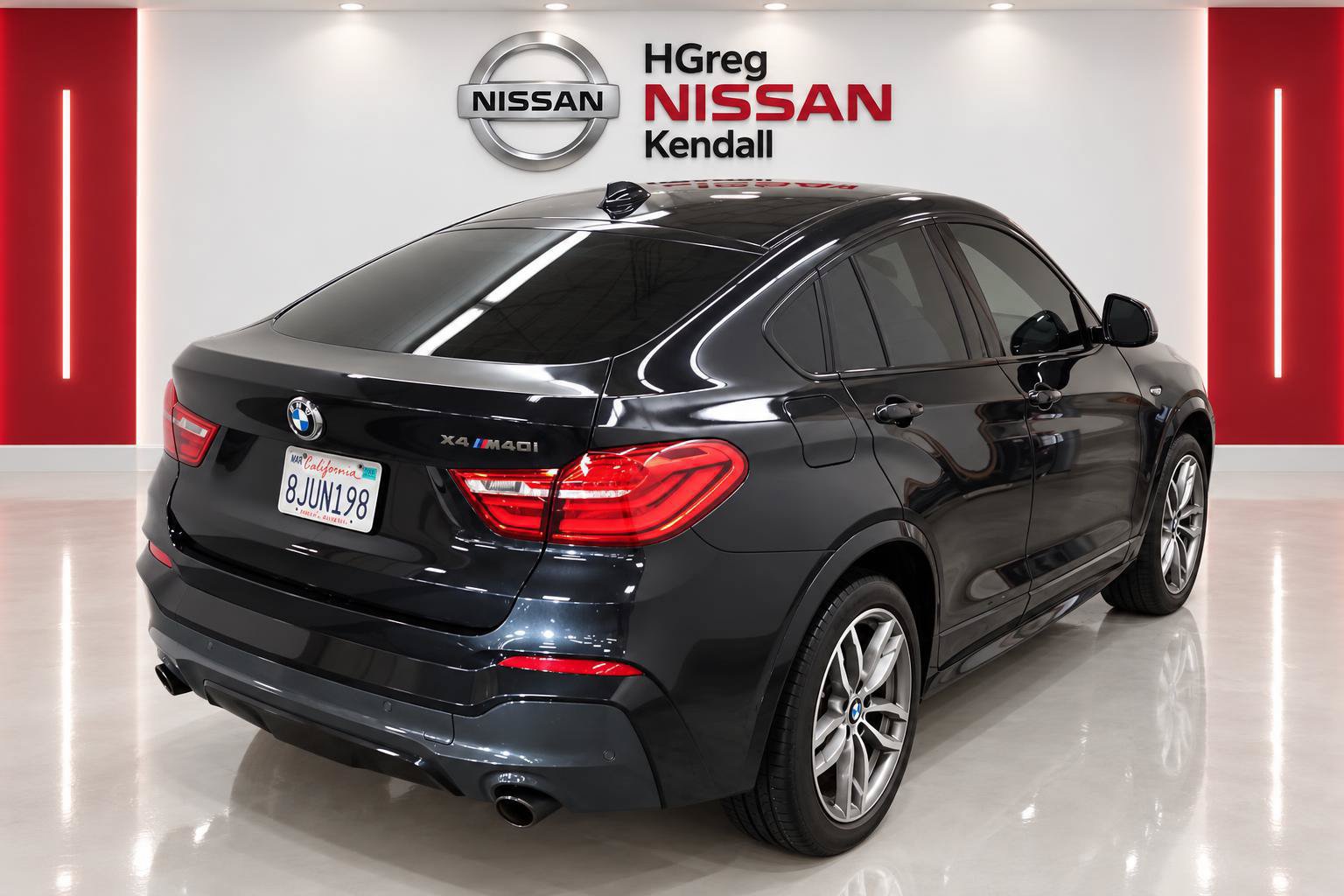 Used 2018 BMW X4 M40i AWD/4WD image 4
