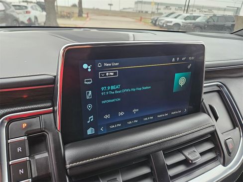 Used 2023 Chevrolet Suburban Premier image 21