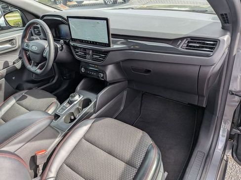 Used 2024 Ford Escape ST-Line w/ Tech Pack #1 FWD image 39