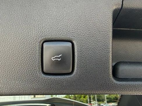 Used 2023 Ford Escape ST-Line FWD image 10