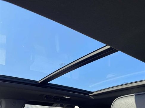 Certified 2022 GMC Yukon Denali image 20