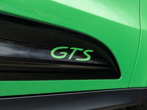 Certified 2025 Porsche Macan GTS image 54