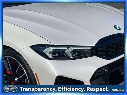 Used 2023 BMW M340i xDrive image 10