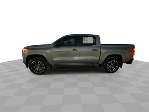 Used 2024 Chevrolet Colorado Z71 w/ LPO, Dark Essentials Package image 5