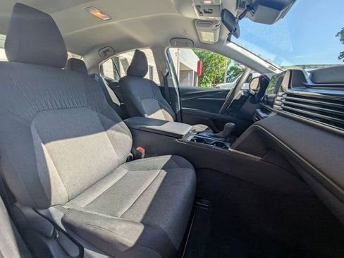 Used 2025 Toyota Camry LE FWD image 27