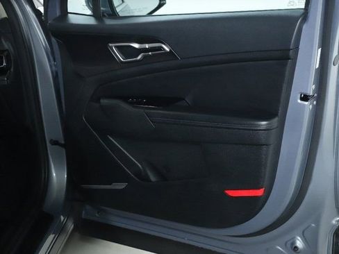 Used 2023 Kia Sportage EX FWD image 34
