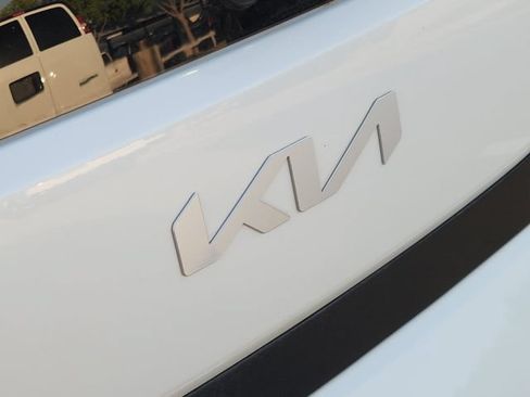 Used 2022 Kia Soul LX FWD image 9