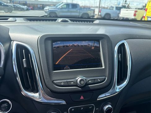 Used 2020 Chevrolet Equinox LT w/ Driver Convenience Package image 26