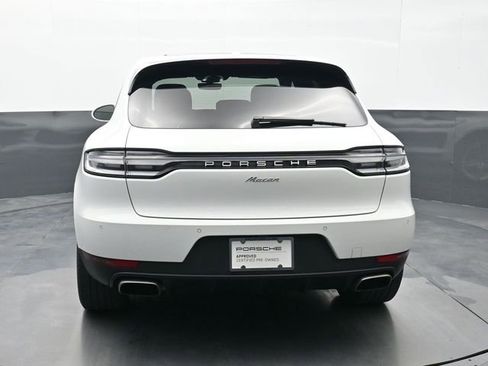 Certified 2021 Porsche Macan image 22
