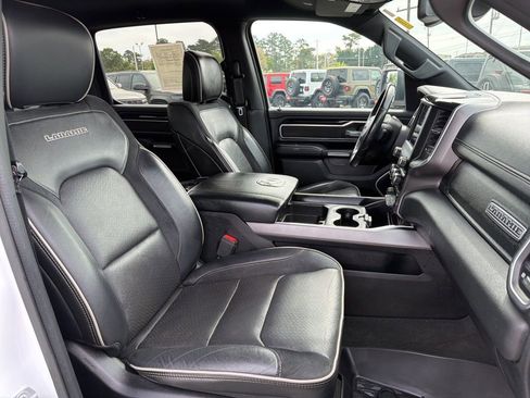 Used 2020 RAM 1500 Laramie w/ Sport Appearance Package AWD/4WD image 29