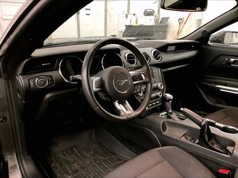 Used 2016 Ford Mustang Coupe w/ Equipment Group 051A RWD image 12