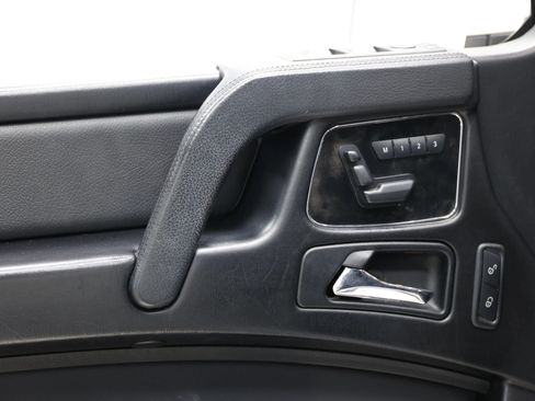 Used 2017 Mercedes-Benz G 550 image 11