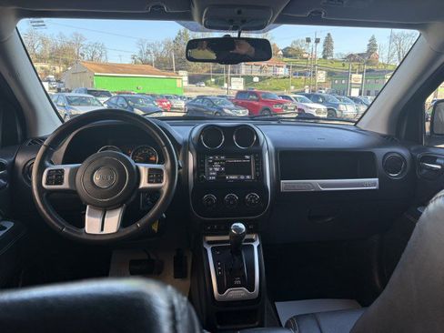 Used 2016 Jeep Compass High Altitude image 15
