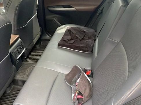 Used 2024 Toyota Venza Limited AWD/4WD image 8