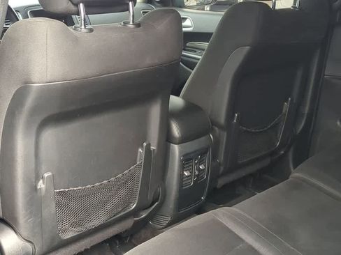 Used 2019 Dodge Durango SXT w/ 3rd Row Seating Group RWD image 17