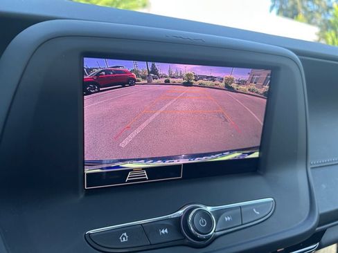 Used 2024 Chevrolet Camaro LT RWD image 17