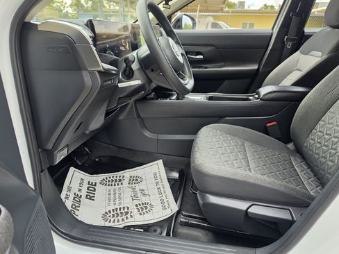 Used 2026 Nissan Kicks SV FWD image 22