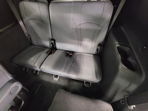 Used 2024 Buick Enclave Essence w/ Experience Buick Package image 25