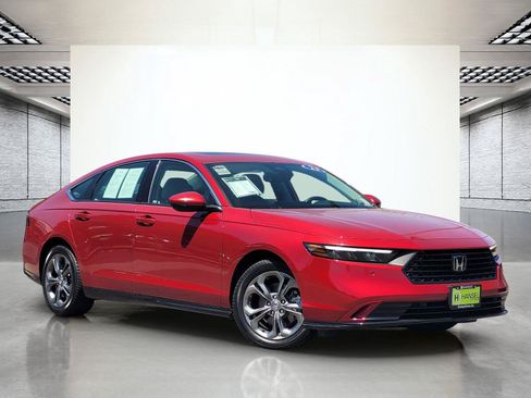 Used 2023 Honda Accord EX-L image 2