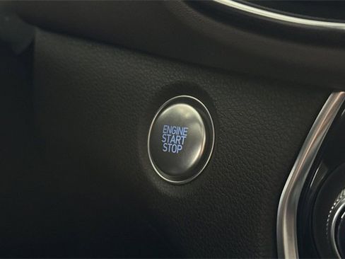 Used 2020 Hyundai Santa Fe SEL w/ Convenience + Premium Package image 25