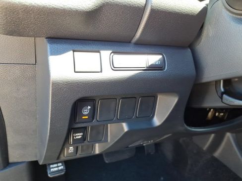 New 2026 Nissan Frontier SV w/ Tow Package AWD/4WD image 15