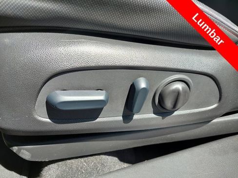 Used 2023 Chevrolet TrailBlazer RS AWD/4WD image 16