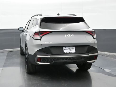 Used 2023 Kia Sportage X-Line w/ X-Line Premium Package image 7